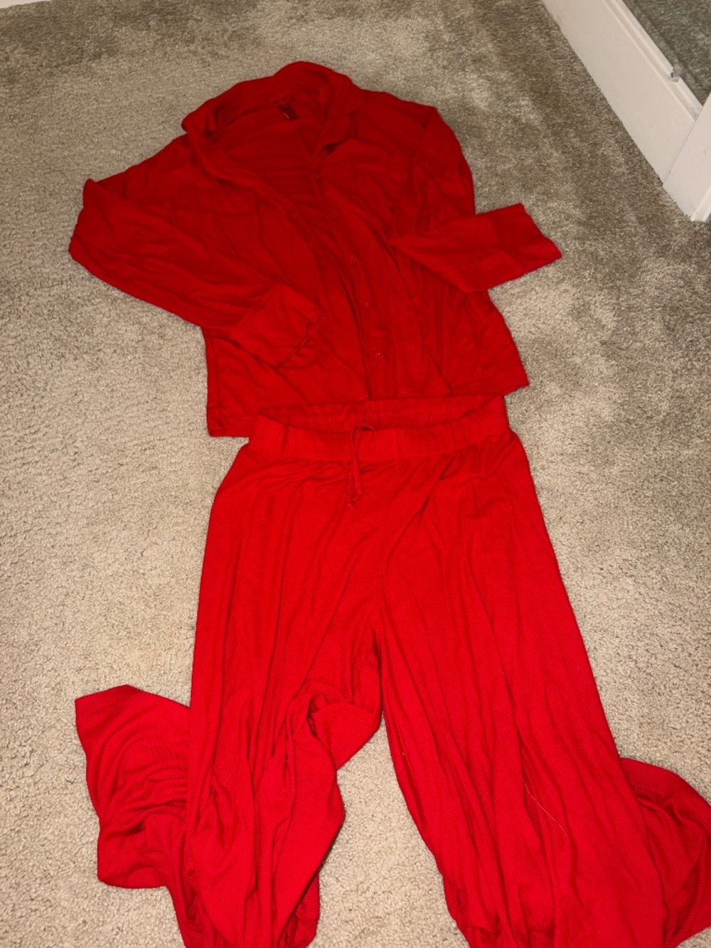 skims pjs red